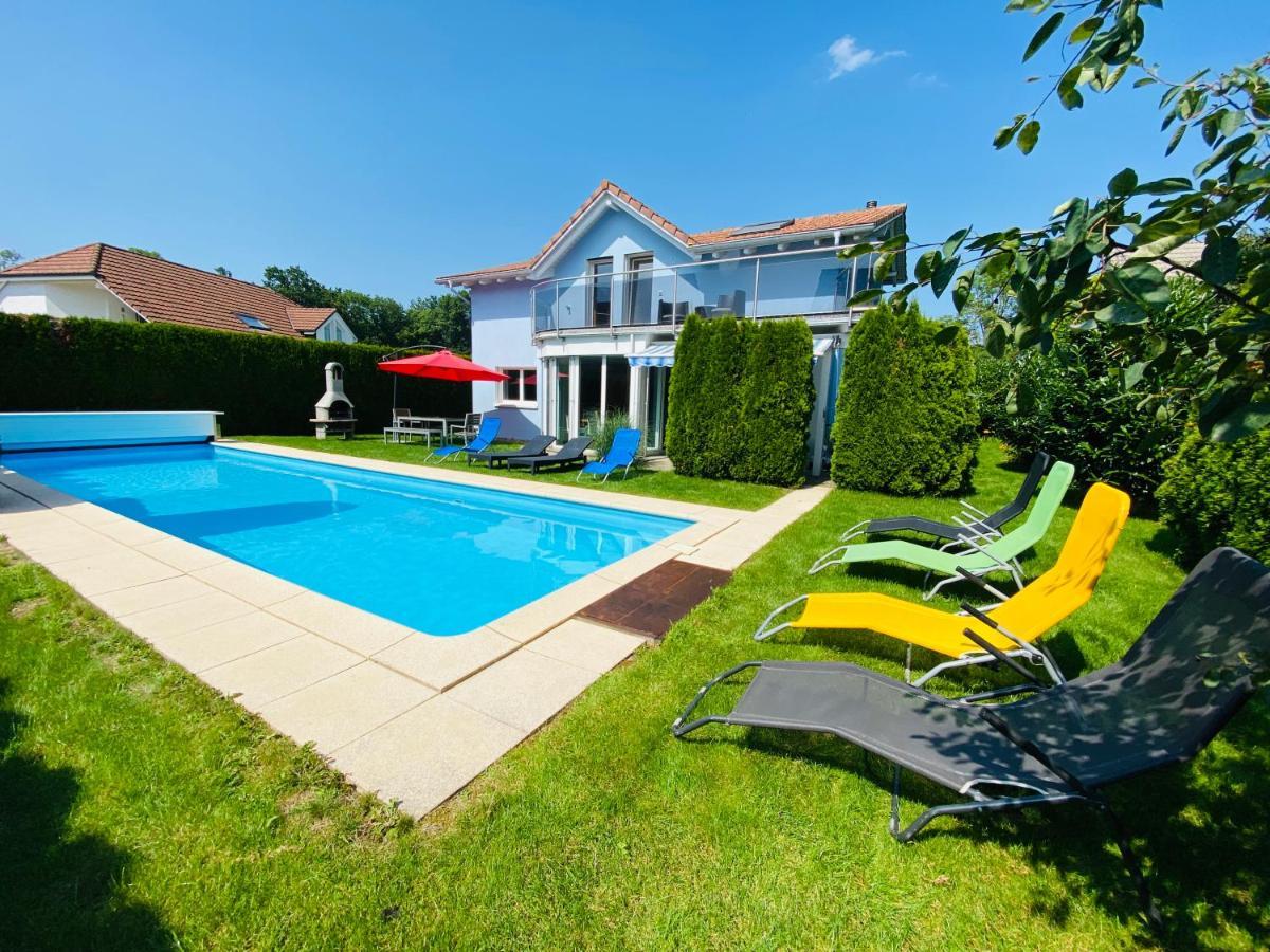 Villa With Pool - Leon'S Holiday Homes Dottikon Exterior foto